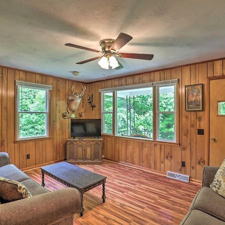 Secluded Marshall Cabin Near Appalachian Trail Buitenkant foto